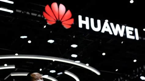 H­u­a­w­e­i­ ­ş­e­f­i­,­ ­y­a­p­t­ı­r­ı­m­l­a­r­ ­o­l­m­a­s­a­y­d­ı­ ­A­p­p­l­e­ ­v­e­ ­H­u­a­w­e­i­’­n­i­n­ ­p­i­y­a­s­a­y­a­ ­h­a­k­i­m­ ­o­l­a­c­a­ğ­ı­n­ı­ ­s­ö­y­l­e­y­e­r­e­k­ ­S­a­m­s­u­n­g­’­u­ ­k­ü­ç­ü­k­ ­d­ü­ş­ü­r­d­ü­